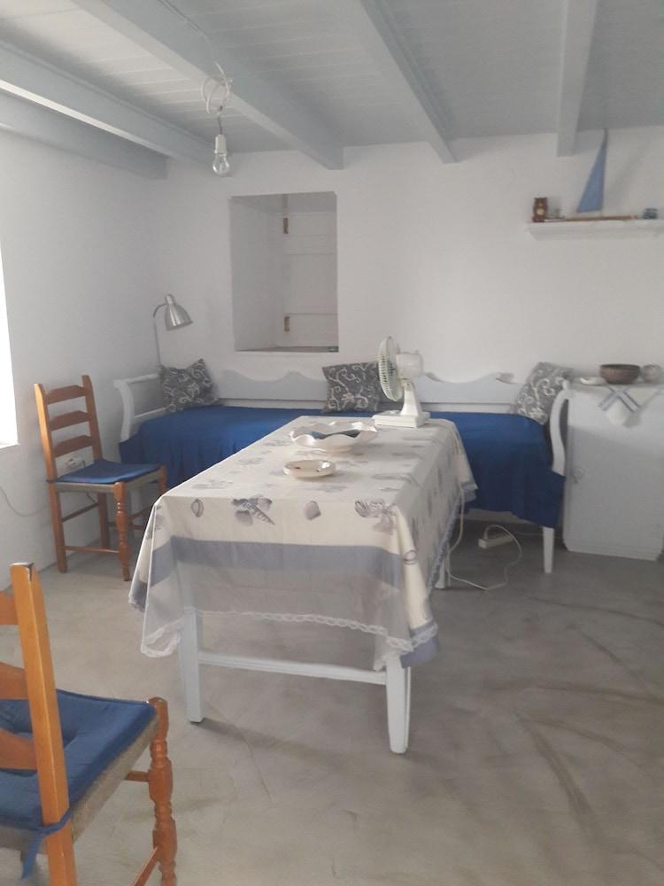 Lotus Sweet Home Hydra Extérieur photo